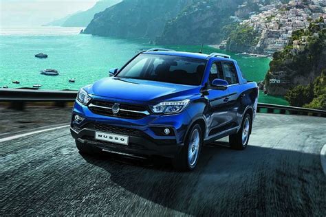 Ssangyong Musso Interior And Exterior Images Colors And Video Gallery