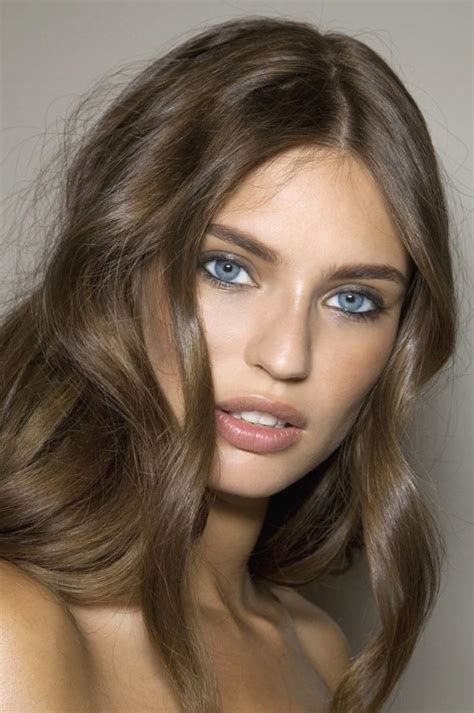 35 Light Brown Hair For Women Revitalize Your Hair Today Hairstyles For Women