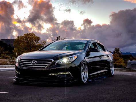 Research the 2015 hyundai sonata at cars.com and find specs, pricing, mpg, safety data, photos, videos, reviews and local inventory. 2015 Hyundai Sonata Varrstoen Es2 AirForce | Custom Offsets