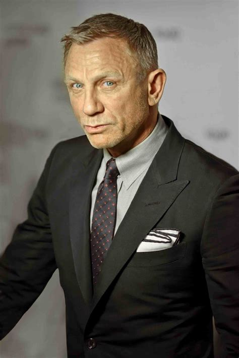 • all credits to the respective owners of the posted pictures. Daniel Craig und sein Geheimnis für den Traumbody