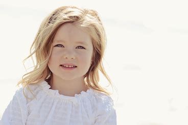 Dirty blonde hair is a medium blonde hair color with light brown tones. The Triplets - This Is us