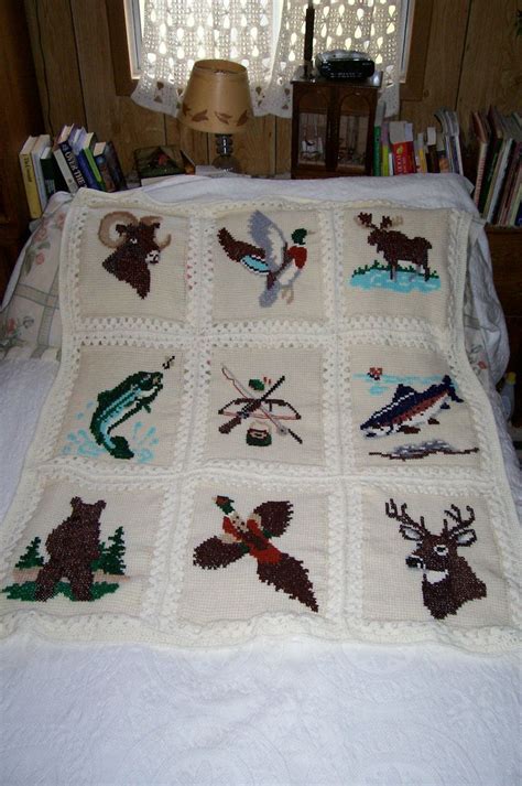 Crochet puppy hatsthis crochet pattern / tutorial is available for free. Crochet Hunting Afghan | My Crafts | Pinterest | Hunting ...