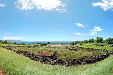 Puu O Mahuka Heiau On Oahu An Intriguing Archeological Site With