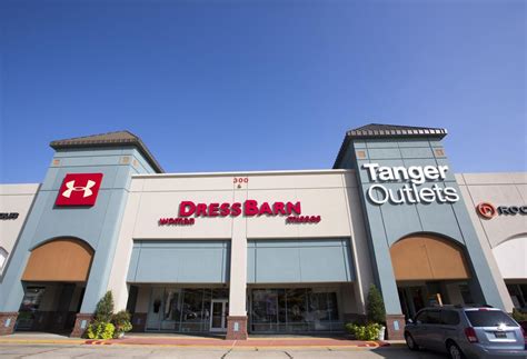 So why do i think there's a potential for a short squeeze? Tanger Outlets Emerges As Potential Next Short Squeeze Target
