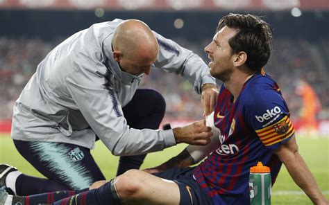 Lesión De Lionel Messi Estará Tres Semanas De Baja Por Una Fractura En El Brazo Derecho