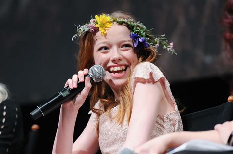 She beat more than 1,800 girls from canada. „Anne with an E"-Darstellerin Amybeth McNulty: Das müsst ...