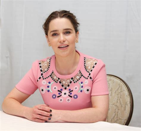 Emilia Clarke ‘game Of Thrones Season 6 Press Conference In Hollywood
