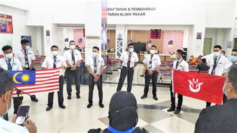 Pendaftaran permohonan jawatan adalah sepanjang masa dan hanya diterima melalui online sahaja. 255 petugas perubatan bantu tangani kes COVID-19 di Sabah ...