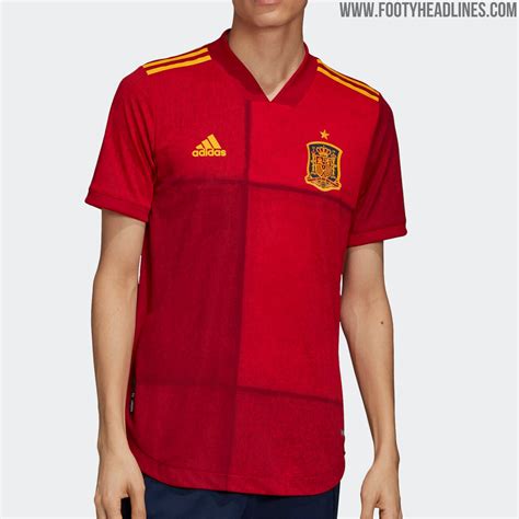 Sergio ramos schießt einen elfmeter im spiel mit dieser mannschaft könnte spanien bei der em 2021 auflaufen, der endgültige. Spanien EM 2020 Heimtrikot Veröffentlicht - Nur Fussball