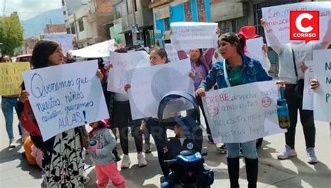 Huancayo Padres De Escolares Con Habilidades Especiales Exigen