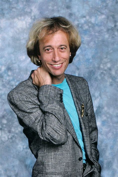 Robin Gibb Dead Rare Photos Of The Bee Gees Legend Who Has Died Aged 62 Mirror Online