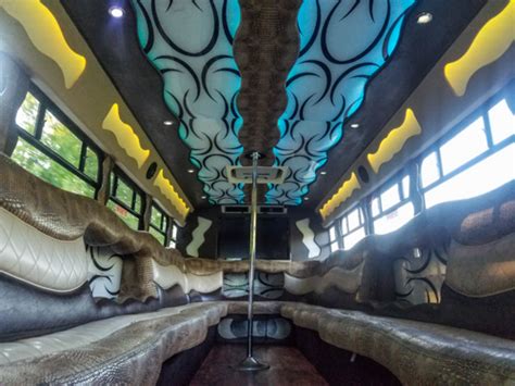 25 To 28 Passenger Queen Party Bus Atlanta Atlanta Party Bus