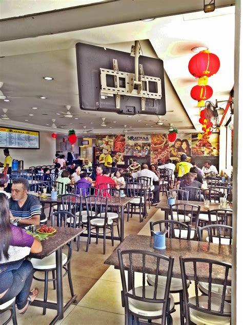 Kanna curry house has been operating its banana leaf rice restaurant business for over three decades. Venoth's Culinary Adventures: Rathaa Curry House @ Bandar ...
