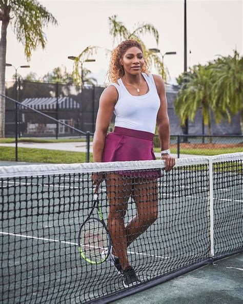 Serena loves to travel, play tennis, family. Serena Williams Wows Instagram For 2020 Kick-Off In Tiny ...