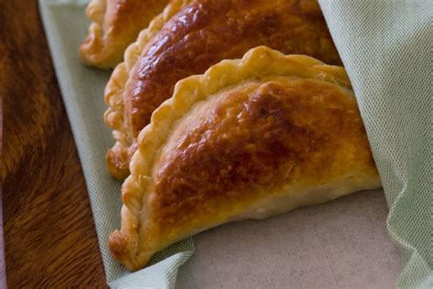 Ready in minutes, always delicious! Empanadas Mendocinas | En la cocina de Caro