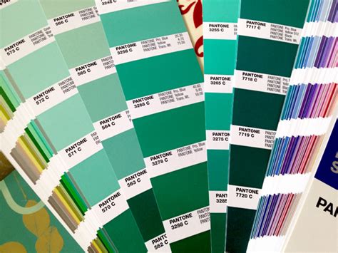 Color Wheel Emerald Citythe Pantone Color Of The Yearfall 2013 Trend