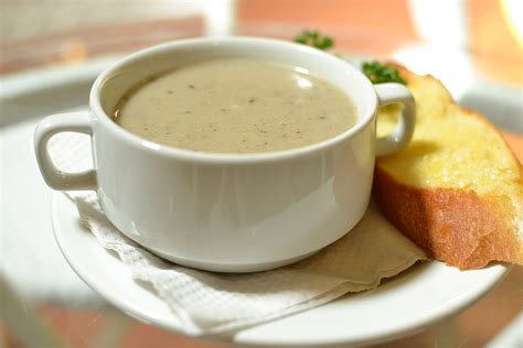 Mushroom Soup And Garlic Bread Flo Food Lovers Only The Halal