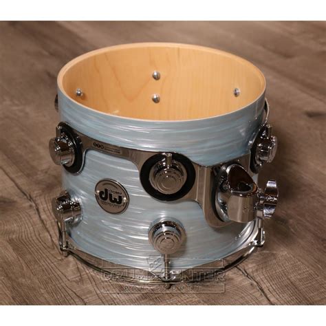 Dw Collectors Maple Vlt 333 4pc Drum Set Pale Blue Oyster Dcp