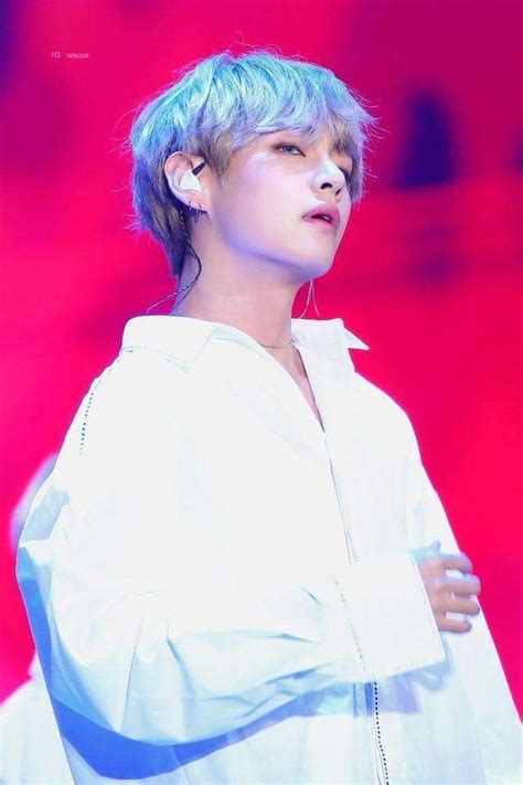 Bts '봄날 (spring day)' mv music video credits: BTS V | KIM TAEHYUNG spring day 🌼 #taehyung | Kim taehyung ...