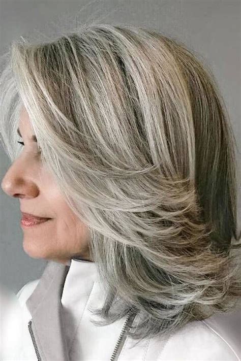 Pixie short gray hairstyles and haircuts over 50 in 2017. Pin en Hair