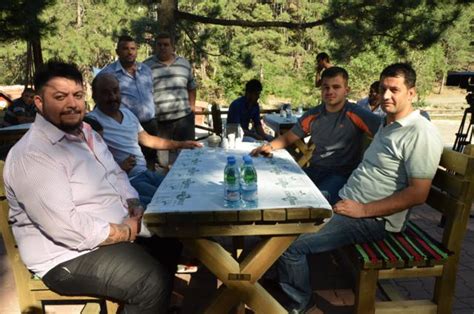 Sevgili hüseyin öncelikle türkiye life ailesi ve şimal'le yıldızlar geçidi ekibi olarak bizleri hüseyin kağıt : HÜSEYİN KAĞIT KIZILCAHAMAM'DA KLİP ÇEKTİ