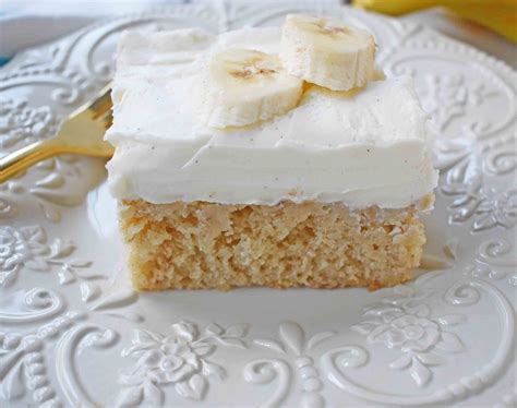 The easiest banana cake to make, just right for using up those very ripe bananas in the fruit bowl! Jeff's BEST Banana Cake Recipe - Modern Honey