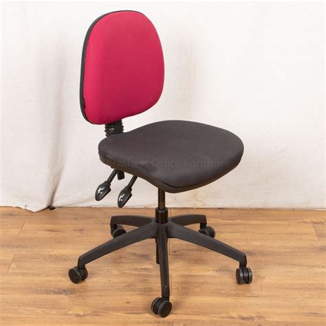 Chairs are available for r250 each or they can all be taken for r700.please contact me on 081 041 1216 for more information.read more. Used/Second Hand Office Chairs | Brothers Office Furniture