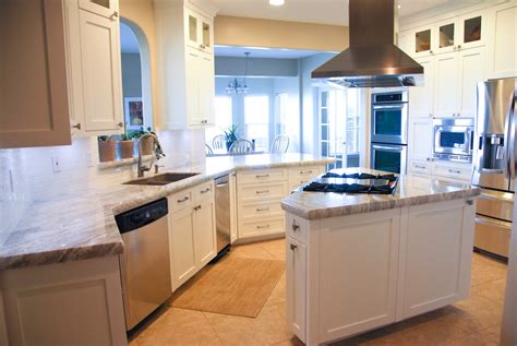 We carry a large selection of granite and quartz colors, styles, and edging. The Granite Gurus: Fantasy Brown Granite Kitchen from MGS ...