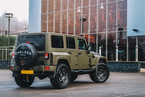 Jeep Wrangler Transformed Into A Luxury Off Roader Carbuzz