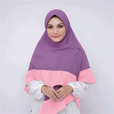 Warna Jilbab Yang Cocok Untuk Baju Warna Khaki