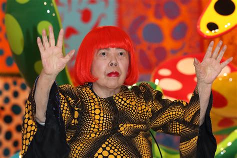 how yayoi kusama became an art world favorite
