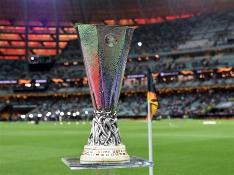 Последние твиты от uefa europa league (@europaleague). Uefa Europa League Trophy / The Uefa Europa League Trophy ...