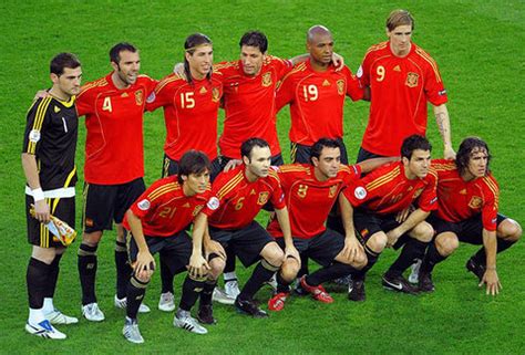 Ya tenemos aquí la gran final de la eurocopa y se puede decir que ha sido una buena euro, llegan a la final dos. La Liga en números: Todas las convocatorias de España en ...