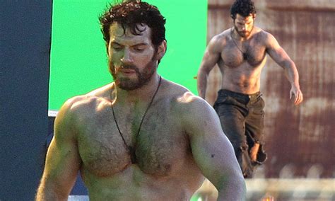 man of steel henry cavill shows off his muscles on set of new superman movie daily mail online