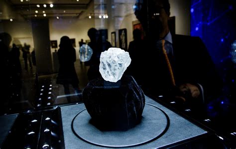 Worlds Largest Uncut Diamond Heads To Auction A Break With Tradition