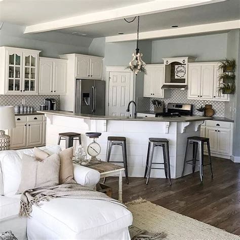 Blues, greens, and pale or muted grays are very popular in today's kitchen. Best 25+ Kitchen Paint Colors Ideas On Pinterest / design ...