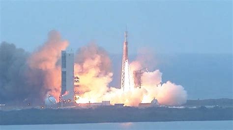 Nasa Launches New Orion Spacecraft
