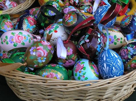 Beautiful Hand Painted Easter Eggs Pictures Photos And