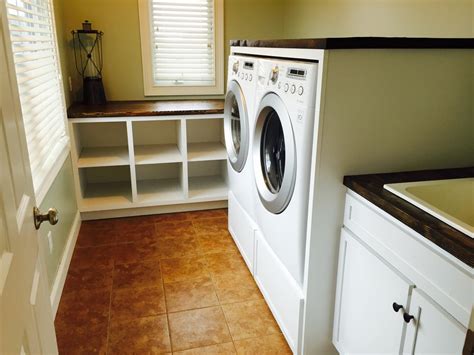 A laundry room makeover doesn't have to cost thousands of dollars. Ana White | Laundry Room Cabinets - DIY Projects