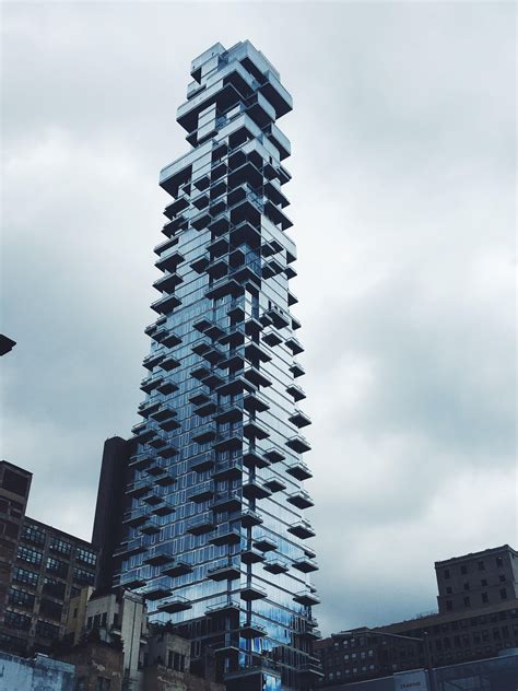 Futuristic Building In New York City Oc 3024 X 4032 Futuristic