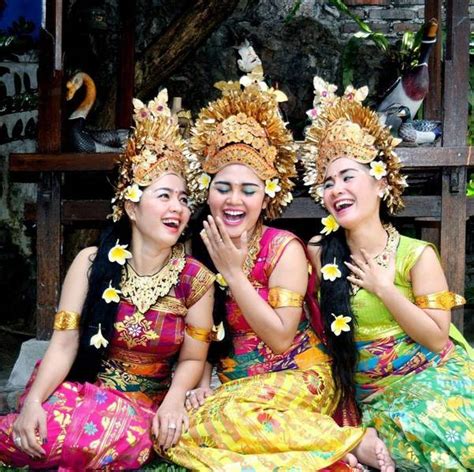 Foto Pakaian Adat Bali Dan Penjelasannya IMAGESEE