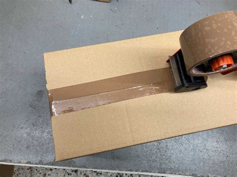 Sie möchten ihren karton bedrucken? Modellhäuser H0 Aus Karton - Verpackung Und Versand Ihrer ...