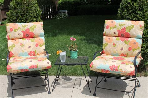 The delicate wrought iron furniture design of many chairs and benches fits. Wrought Iron Chair Cushion | Tyres2c
