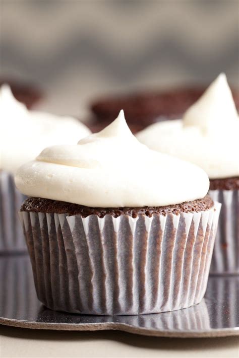 How to make buttercream icing. Whipped Cream Mousse Frosting Recipe | Top dessert recipe