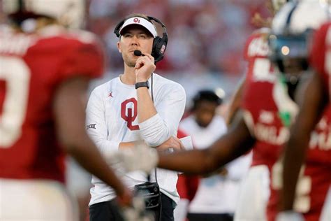 Official Usc Hires Lincoln Riley Sports Illustrated Usc Trojans News