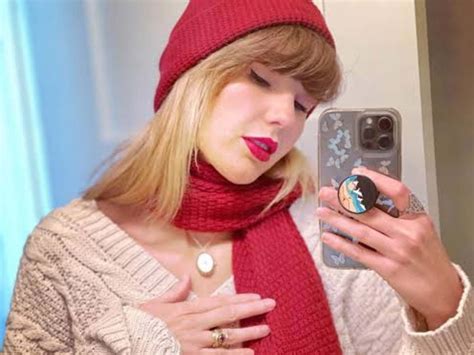 What Happened To Taylor Swift Doppelganger Ashley Leechin During Grammy Awards