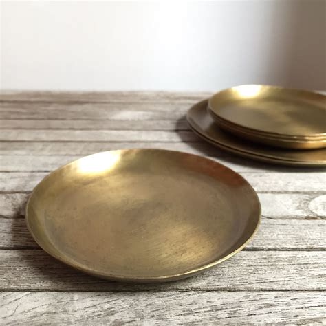 Only 1 available and it's in 2 people's carts. Brass Plate Round: Small | Plates, Rustic plates, Brass