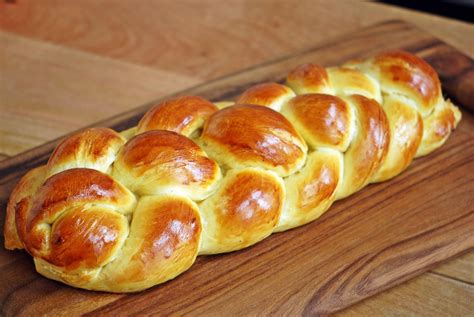 The Mega Challah Bake At The Jewish Community Center Is About More Than
