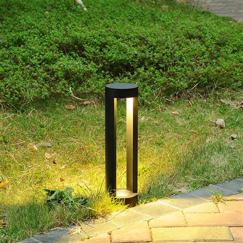 China Best Modern 120 Volt Landscape Outdoor Garden Area Solar Walkway