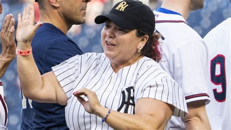 Democrat Who Flipped Off Gop Dugout Responds To Backlash Over Incident Mlb Staffer Says Shes